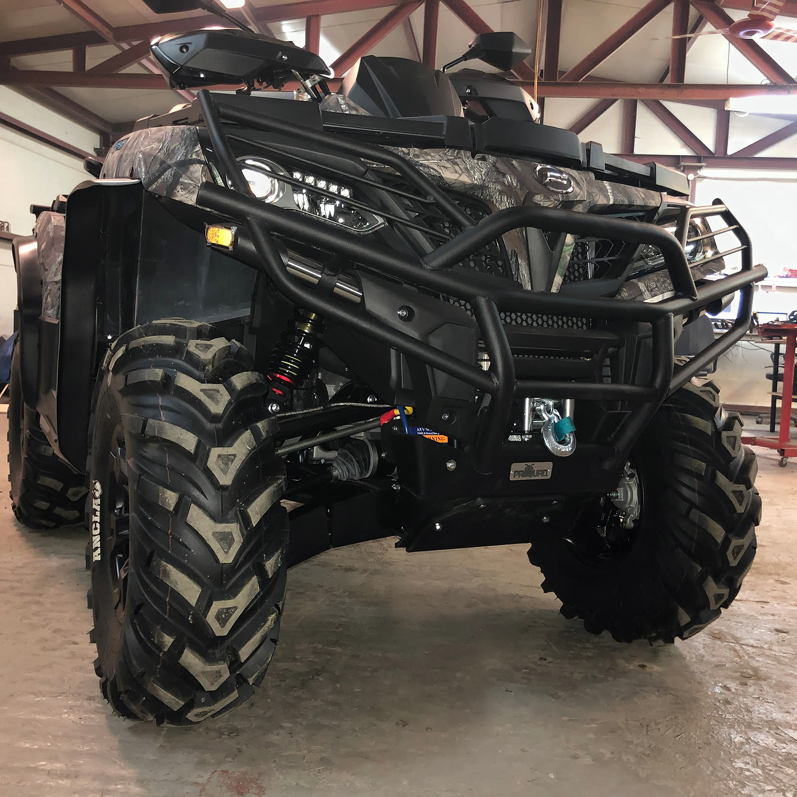 Защита PROQUAD установлена на CFMOTO в цеху